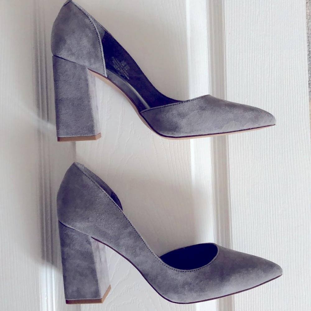 Bleecker and Bond grey suede Pumps